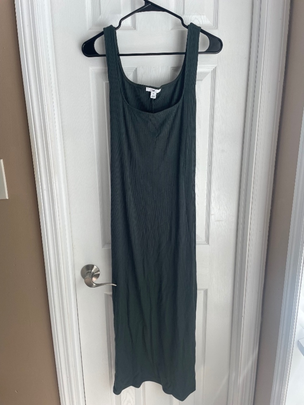 Bar III Dark Green Ribbed Knit Tie Back Scoop Neck Maxi Dress - Medium